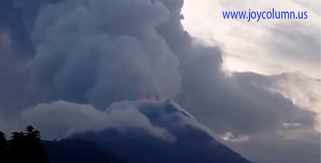 Gunung Lewotobi Erupsi: Pemukiman Warga Diguyur Hujan Abu